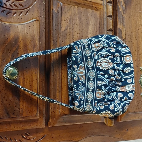 ⭐Host Pick⭐Compact Vera Bradley Quilted Hannah Bag in Cafe Latte Shade - Picture 3 of 9